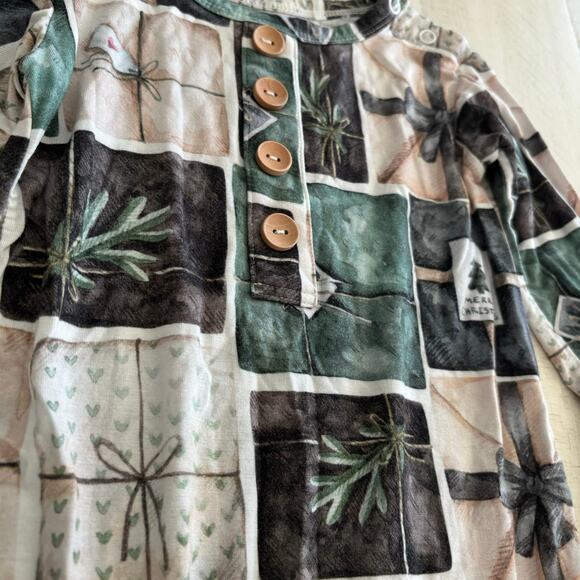 Little Bum Bums AKA Bums & Roses Bamboo Christmas Romper 9-12 months EUC - Picture 3 of 5